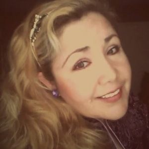 Meet your Posher, Mayra